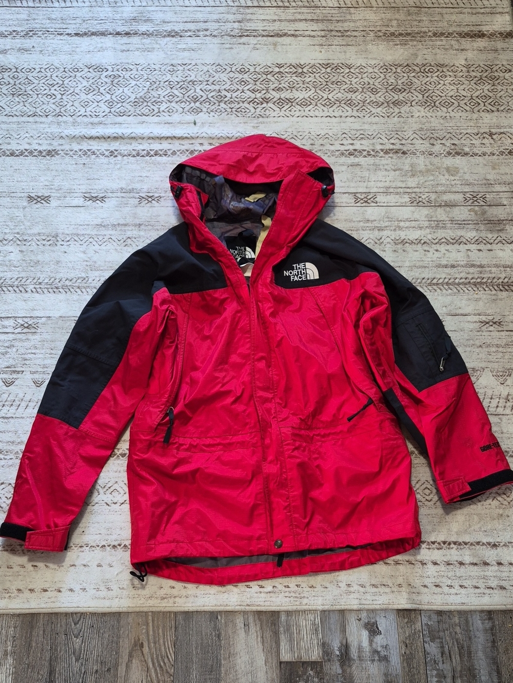 The North Face Gore-Tex Hooded Rain Shell